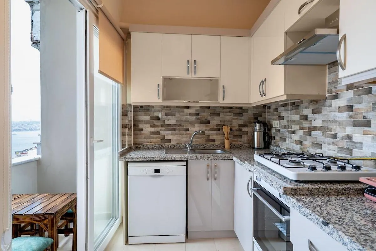 2Br Luxury Flat With Magnific Bosphorus View Apartment Istanbul